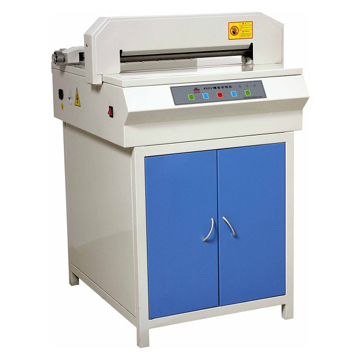  Cutting Machine(HP450V) (Schneidemaschine (HP450V))