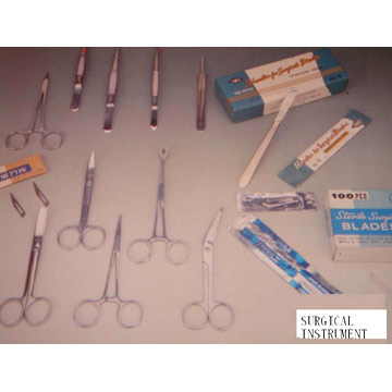  Surgical Instruments (Instruments chirurgicaux)