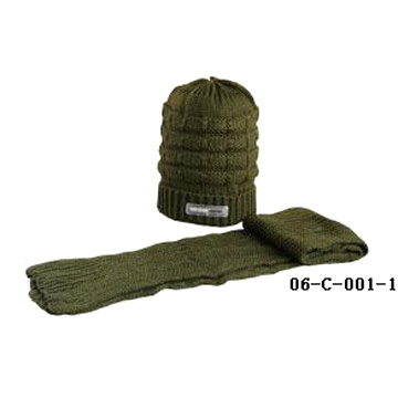  Knitted Hats And Scarves (Mützen und Schals)