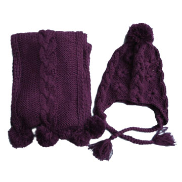  Knitted Scarf and Hat