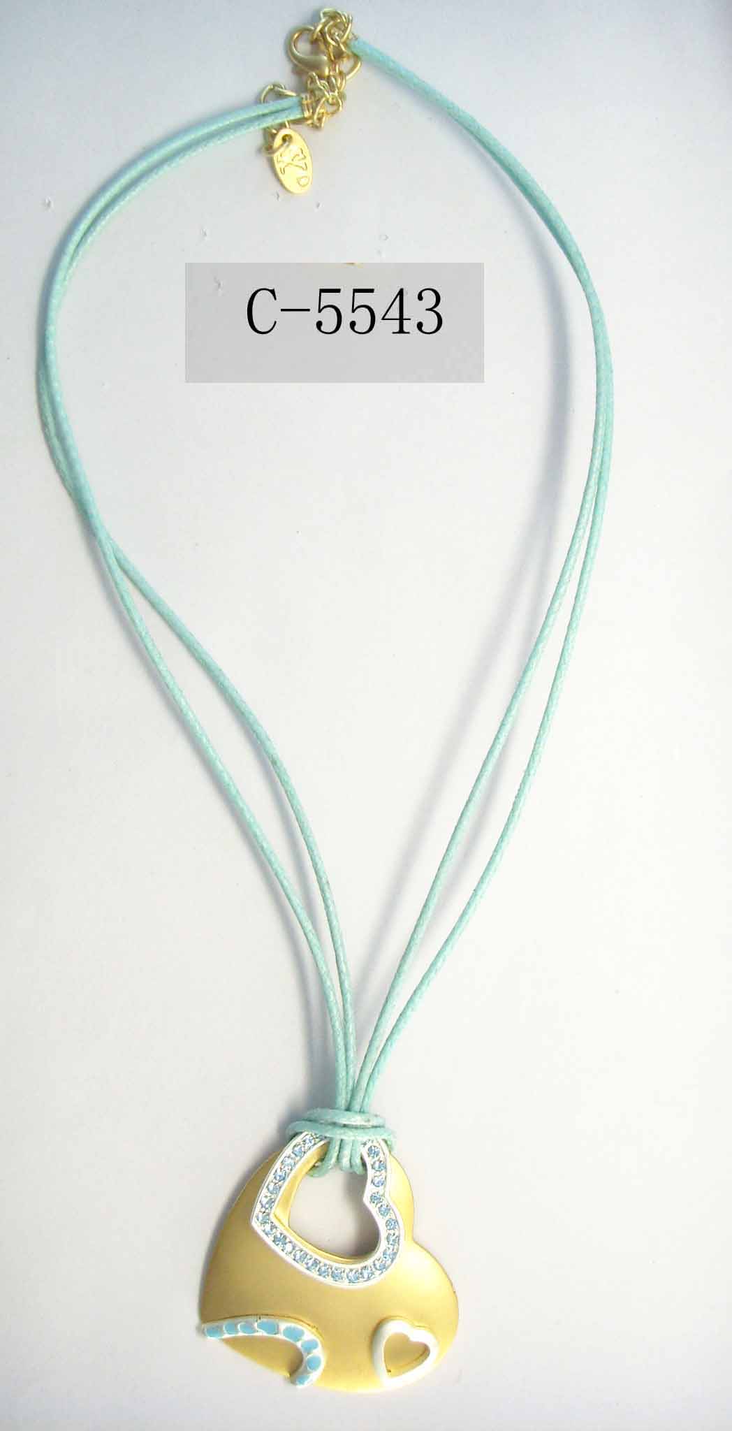  Necklace (Collier)