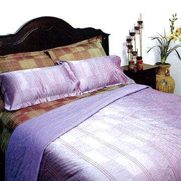  Bedspread (Couvre-lit)