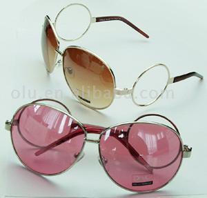  Plastic Sunglasses (Lunettes de soleil)