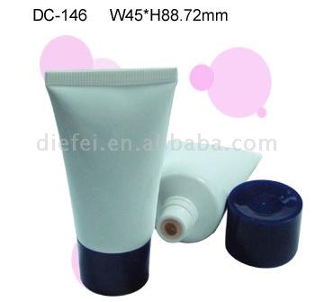  Powder Compact (Powder Compact)