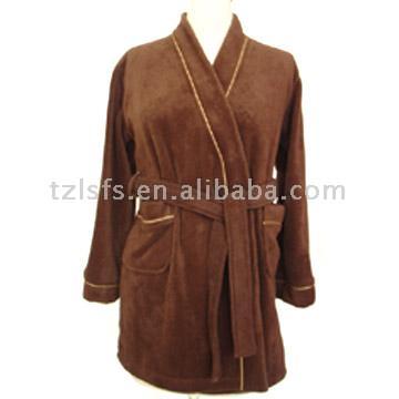  Bathrobe & Bedgown (Peignoir et robe de chambre)