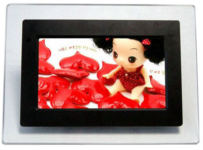  7" LCD Digital Photo Frame with MP3 & MP4 Function (7 "LCD Digital Photo Frame с MP3 & MP4 функции)