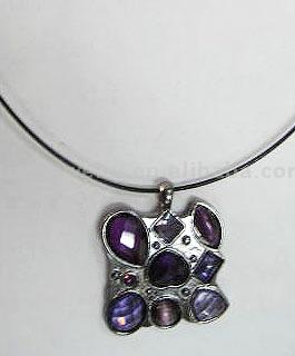  Necklace (Collier)