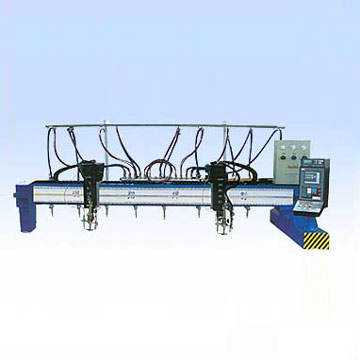  Cnc/multi-head Flame Strip Cutting Machine ( Cnc/multi-head Flame Strip Cutting Machine)