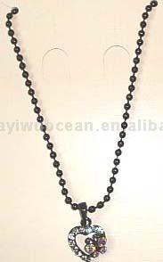  Necklace (Collier)