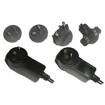  AC Adapter with Interchangeable Plug (18W Series) (Adaptateur CA avec interchangeables Plug (18W Series))