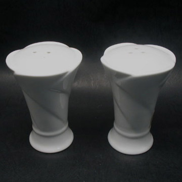  Salt & Pepper Shaker (Salz-und Pfefferstreuer)