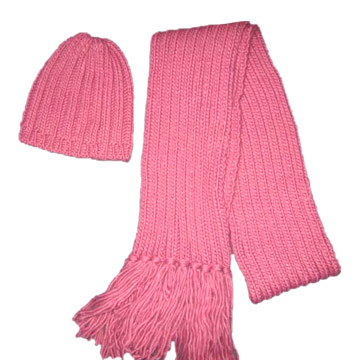  Scarf and Hat
