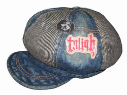  Hat ()