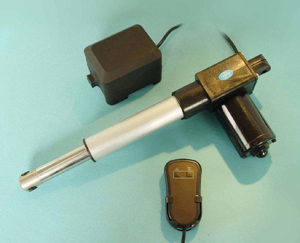  Linear Actuator (Actionneur linéaire)