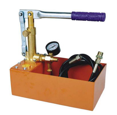  Hand Pressure Test Pump (Main d`essai de pression de pompe)