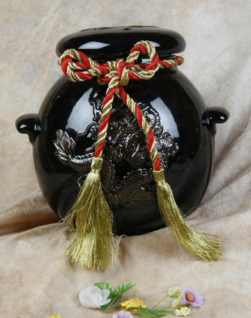  Tea Leaves Pot (Чайные листья Pot)