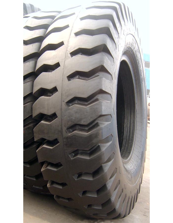  Giant Tyres (Гигант шины)