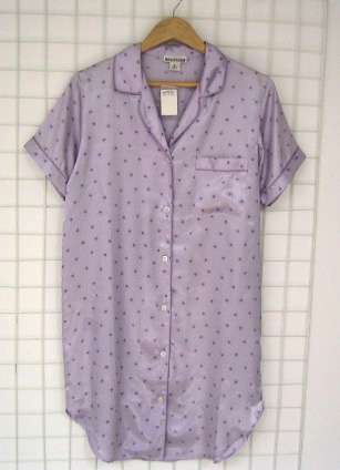  Ladies` Nightshirt (Chemise de nuit pour dames)