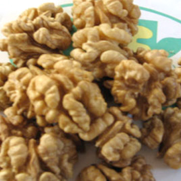  Walnut Kernels