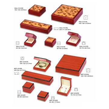  Wooden Jewelry Box (Деревянный Jewelry Box)