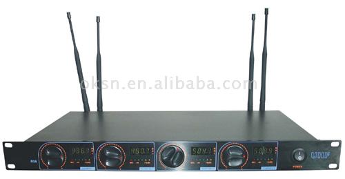  UHF Wireless Microphone (Microphone sans fil UHF)