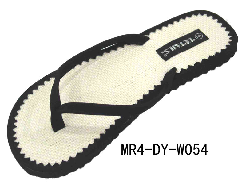  Slippers (Hausschuhe)