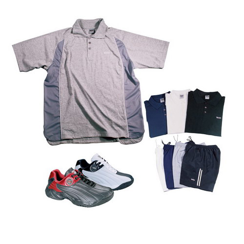  Sports Clothing and Shoes (Vêtements et chaussures de sport)
