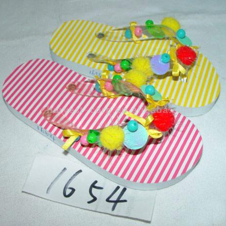  Beaded Thong Slippers ()