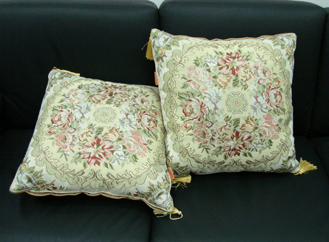  Cushions (Kissen)