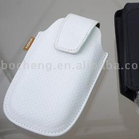  Leather Pouch (Pochette en cuir)