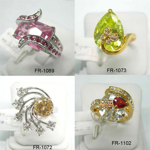  Cubic Zirconia Ring (Cubic Zirconia Ring)