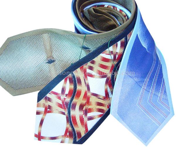  Printed Silk Necktie (Cravate en soie imprimée)
