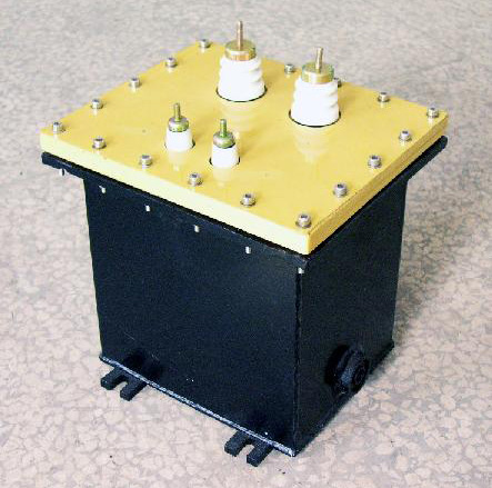  High Frequency High Voltage Transformer (Hochfrequenz-Hochspannungs-Transformator)