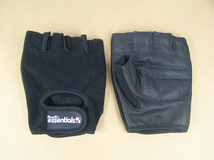 Training Gloves (Training Gloves)