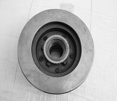  Brake Disc with Hub (Тормозные диски с концентратором)