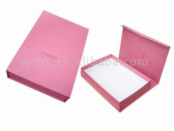  Clothes Box (CB01) (Одежда Box (CB01))