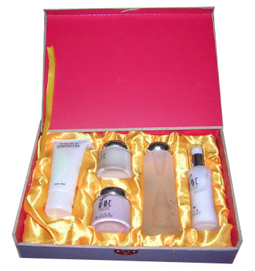  Cosmetic Box ( Cosmetic Box)