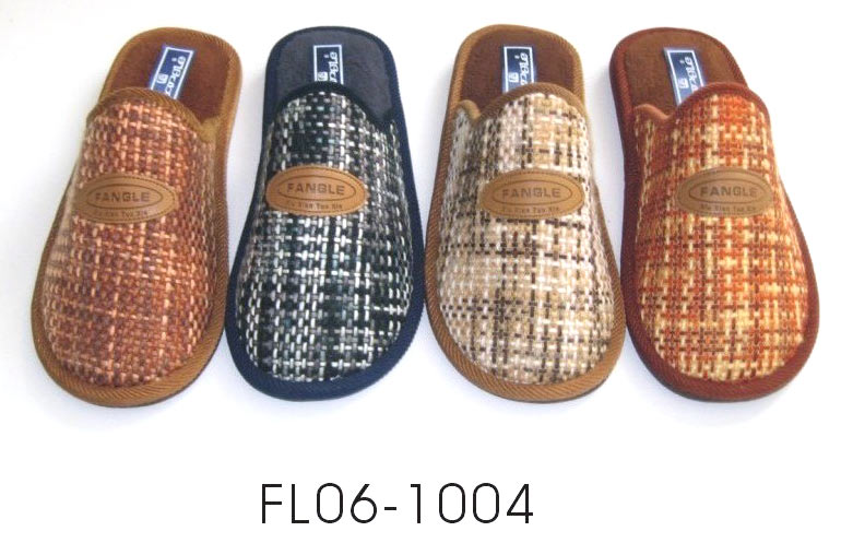  Men`s Slippers ()