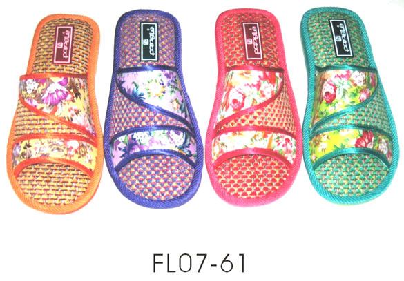  Ladies` Slippers ()