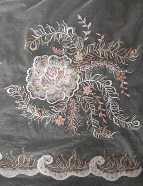  Metallic Tulle with MHS + 5 Tone Embroidery and Spangle ( Metallic Tulle with MHS + 5 Tone Embroidery and Spangle)