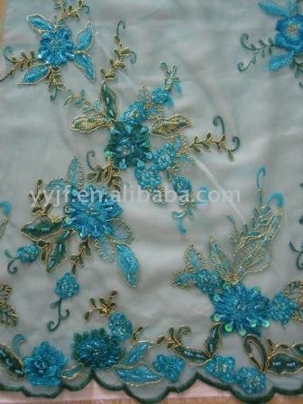  Embroidered Organza (Organza brodé)