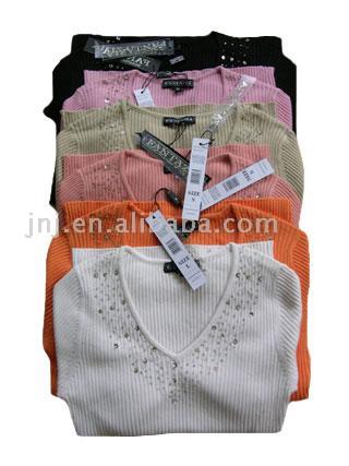 Lady`s V-Neck Sweater with Embroidery 6110606