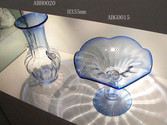Glass Vase (Стеклянная ваза)