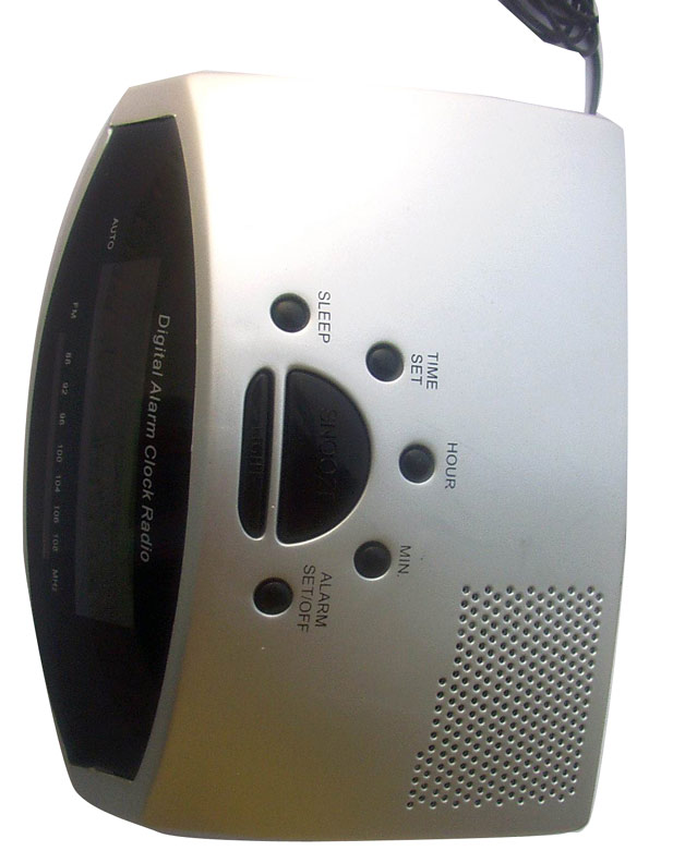  LCD Clock with Radio