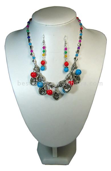 Necklace & Earring Set (Necklace & Earring Set)