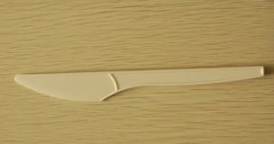  100% Biodegradable Knife (100% Biodégradable Knife)