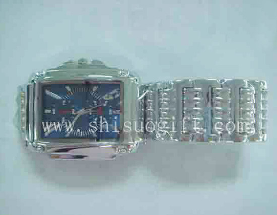  Metal Watch (Металл Смотреть)