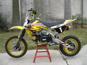  Dirt Bike (Dirt Bike)