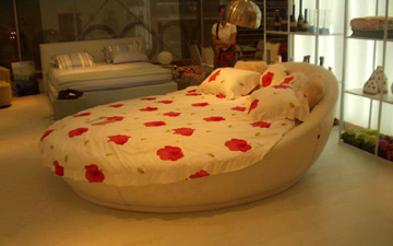  Bed And Bedding (Lit et la literie)
