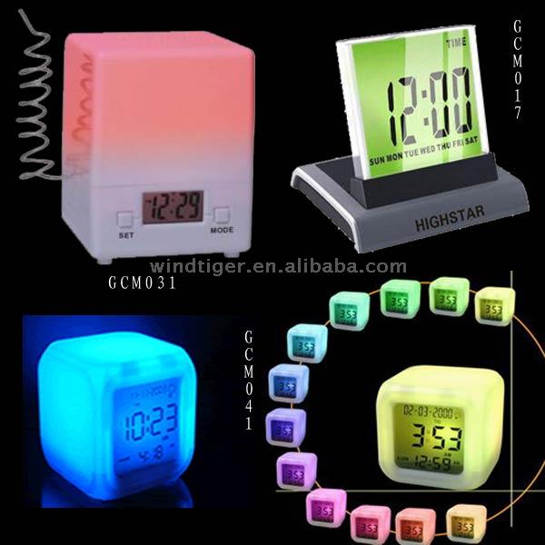  12 Colors Changing Clock (Изменения цвета 12 часов)